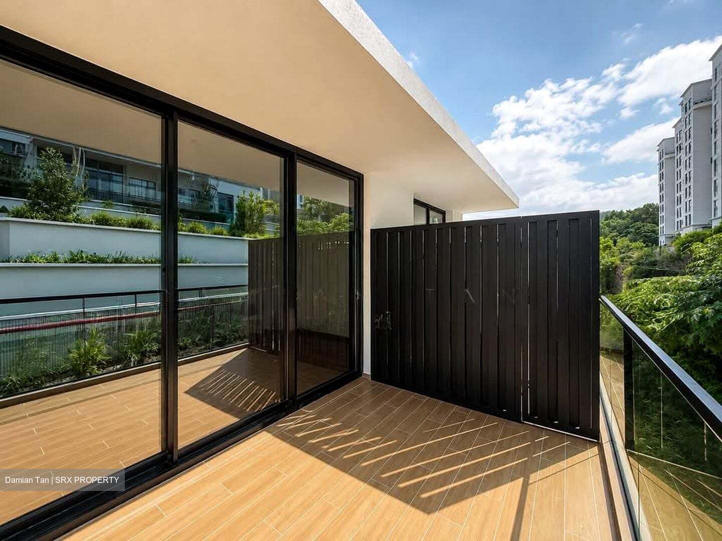 Hillview Villas (D23), Terrace #581859051